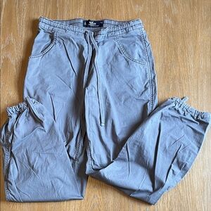 Hollister women’s jogger pant size small short